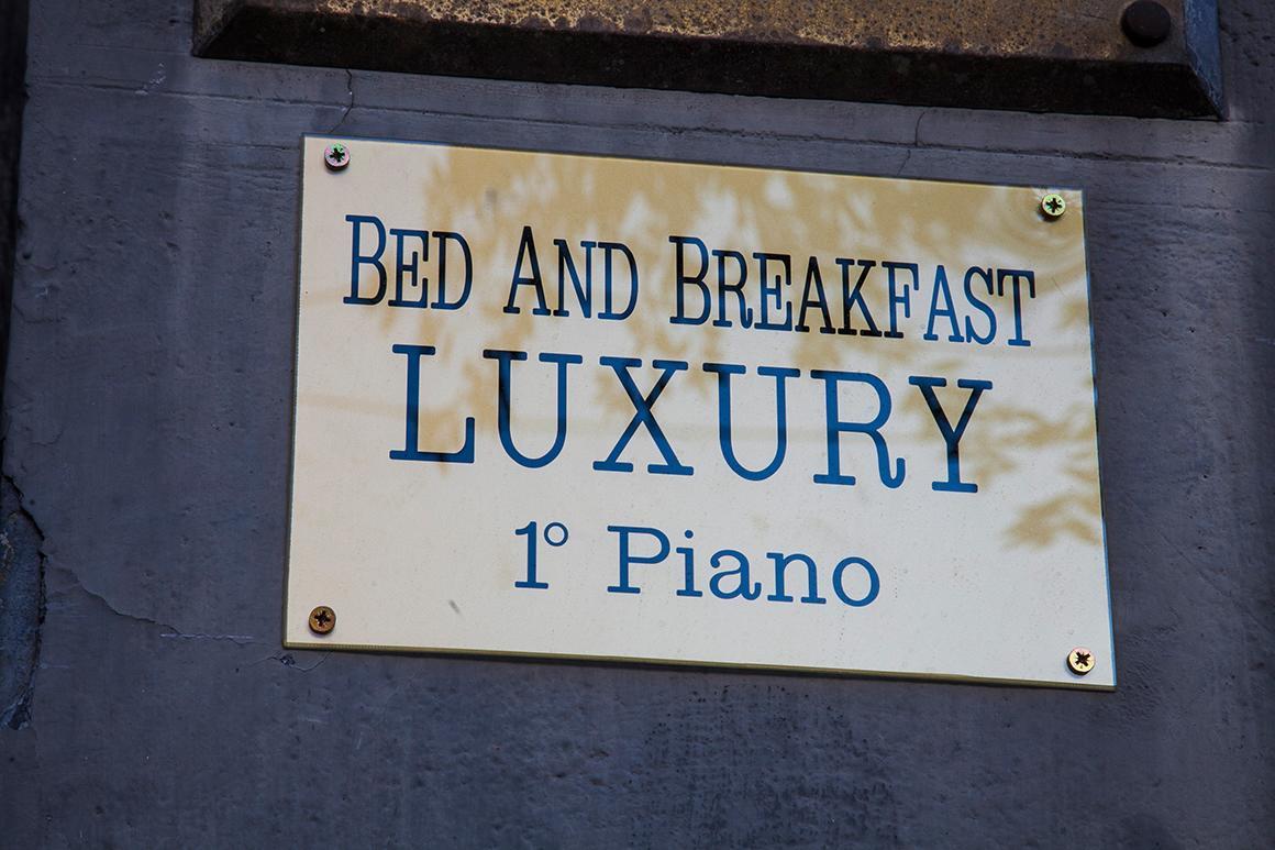 לינה וארוחת בוקר נאפולי Luxury מראה חיצוני תמונה